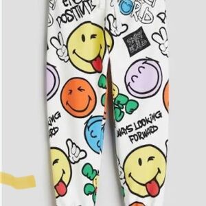 Rare Smiley world Colorful Graphic Print Joggers & sweater boys / girls